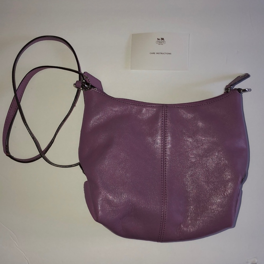 Authentic Coach Lavender Crossbody Leather - Picture 3 of 11